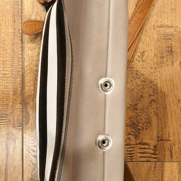 Lot of 2 Bags - Miomojo Vegan crossbody & K&Bo Abbey Fold Over crossbody - EUC - Picture 16 of 16